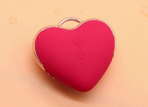 Вибромассажер "Удивительное Сердце" с ударной и вакуумной стимуляцией