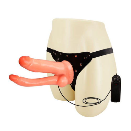 Поясной фаллоимитатор двойной «ULNRA Passionate Harness» телесный